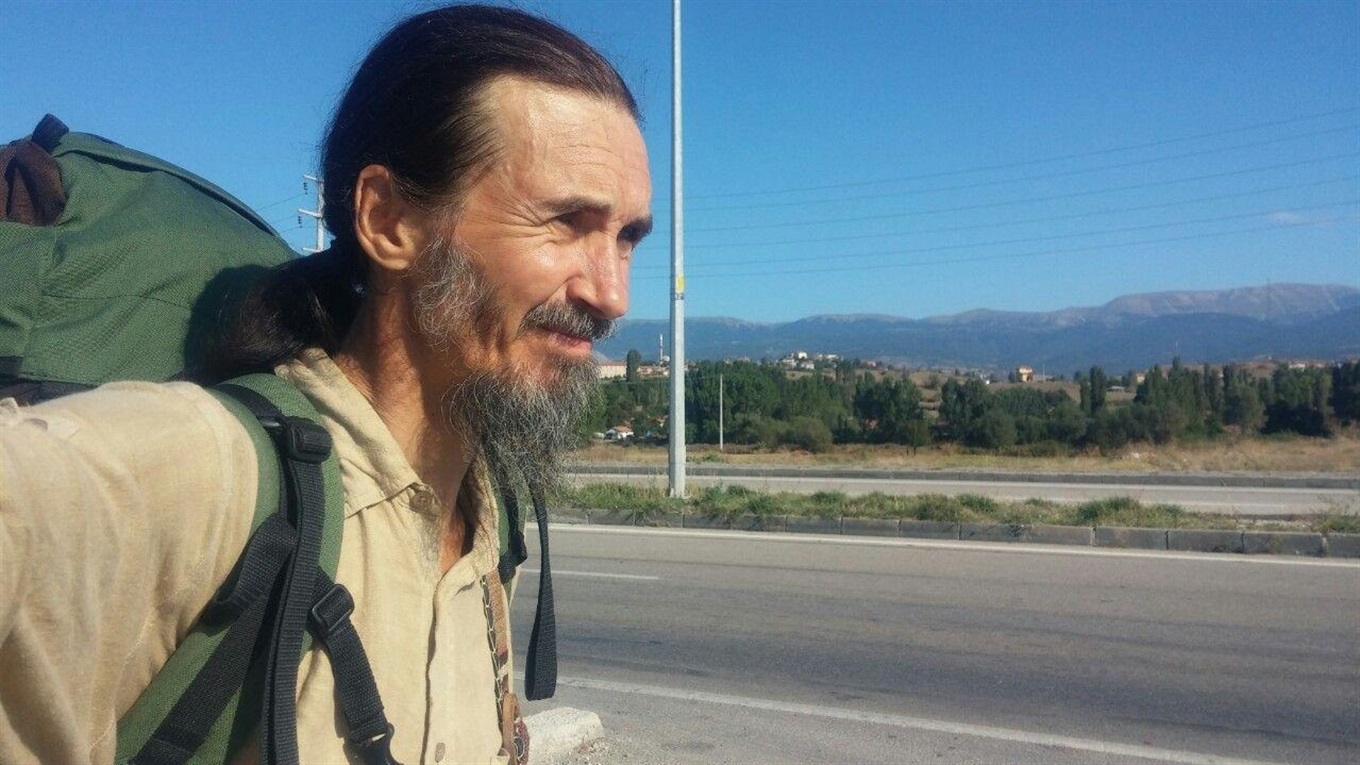 Автостоп – это шанс заглянуть в себя. Мелитополец путешествует по миру уникальным способом 