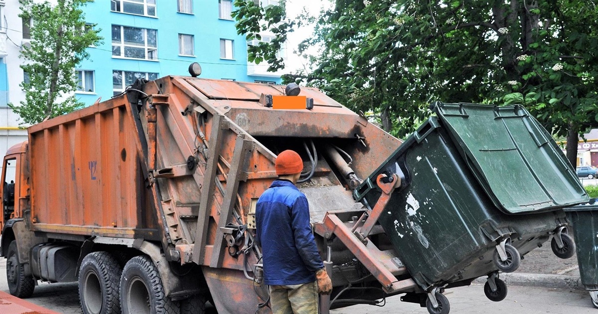 Жителі багатоповерхівок у Звягелі мають укласти договір щодо вивезення сміття: кого це стосується