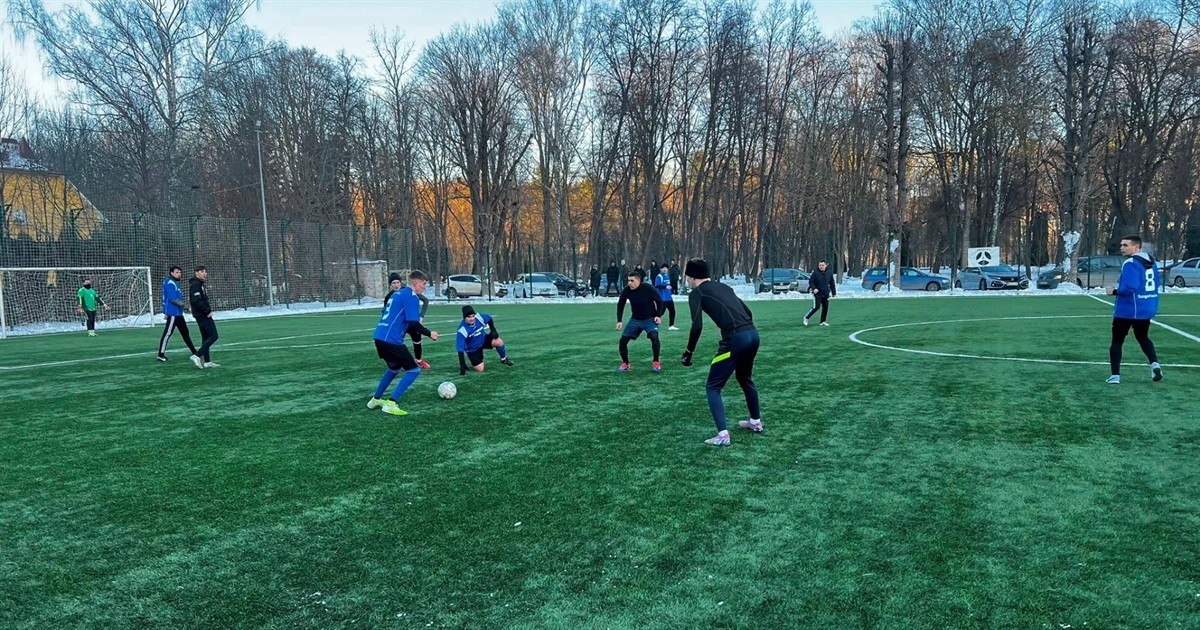 Чортківський футбол: вимальовується група лідерів і аутсайдерів зимової першості