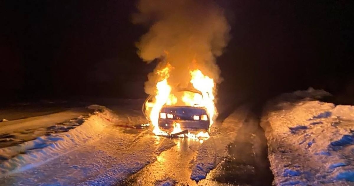 Хроніка війни: ворожі дрони б’ють по цивільних авто. На Білопільщині – двоє загиблих