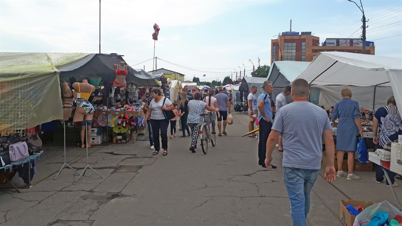Базар у Переяславі: скільки витратилися містяни на закупи (Фоторепортаж)