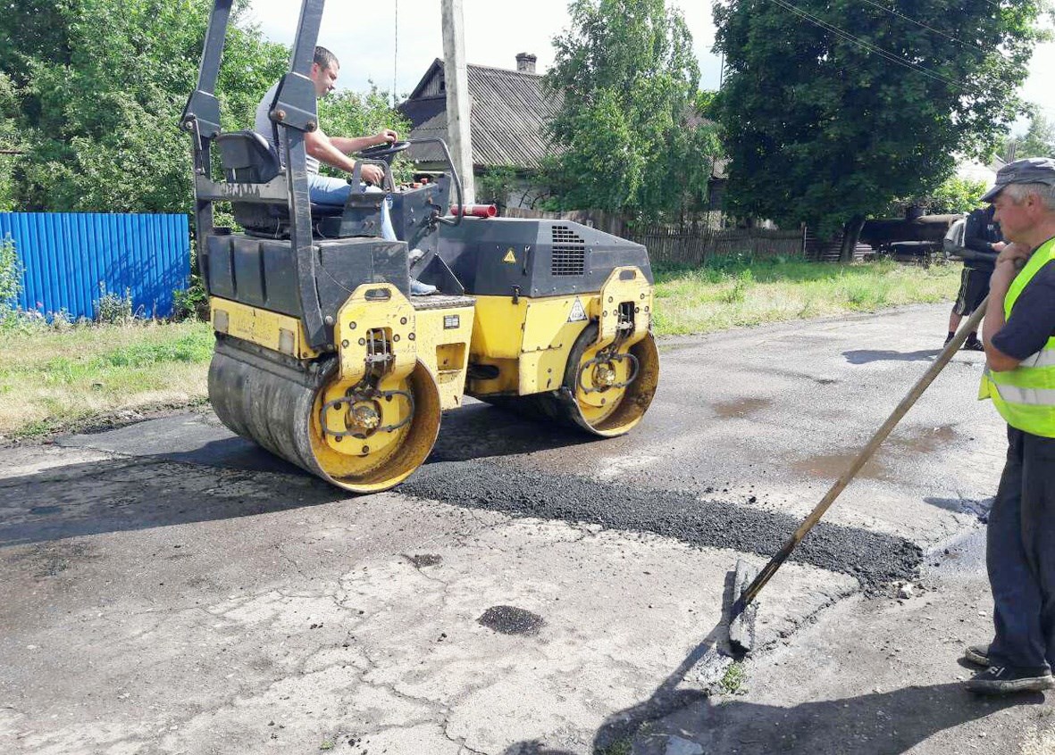 Понад 4 мільйонів гривень освоєно в районі на ремонт доріг