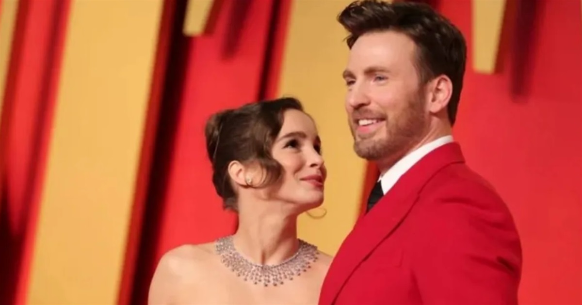 Актор Кріс Еванс та його дружина вперше стали батьками. Хто народився у Капітана Америки