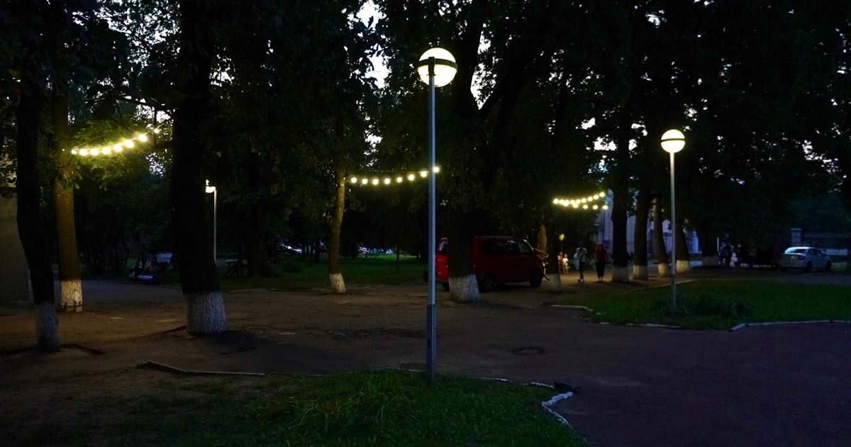 Міський голова Переяслава не може вирішити, чи вмикати вуличне освітлення