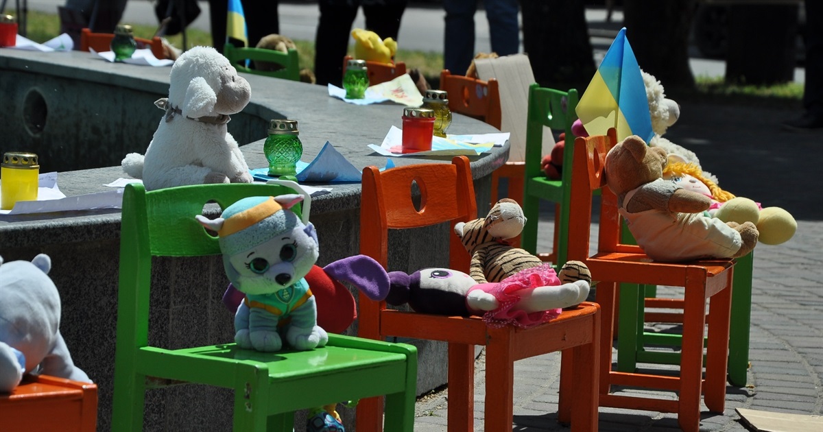 У Сарнах вшанували пам’ять загиблих під час війни дітей