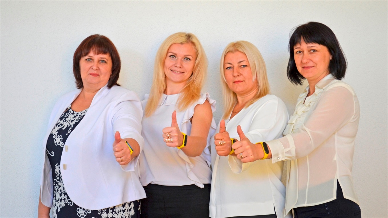 Об’єднані кольором та спільними ідеями: у Жмеринці відкрили Центр професійного розвитку педагогів