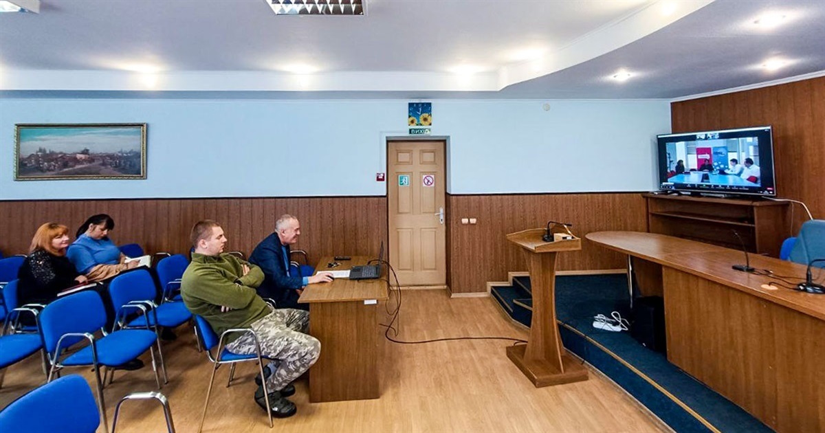 Кагарлик-Лібурн: дружнє спілкування та підтримка за 2700 кілометрів