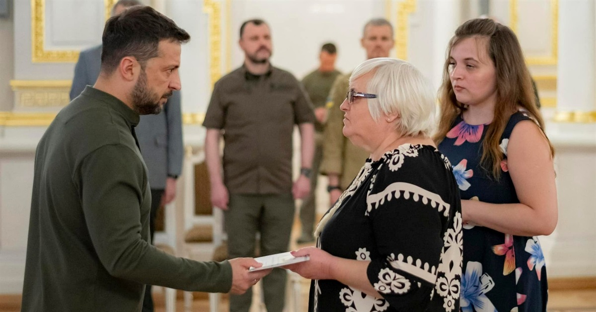 Родина Героя України зі Жмеринки отримала сертифікат на житло від держави
