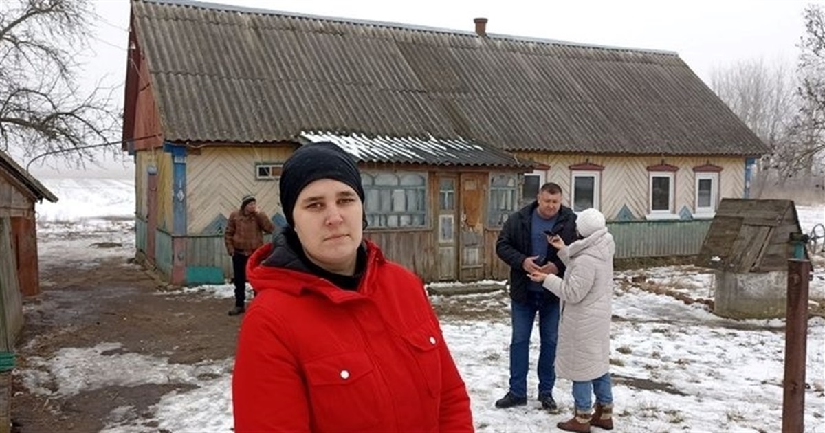 У батьків двох сестричок, які загинули під час пожежі, вилучили трьох старших дітей