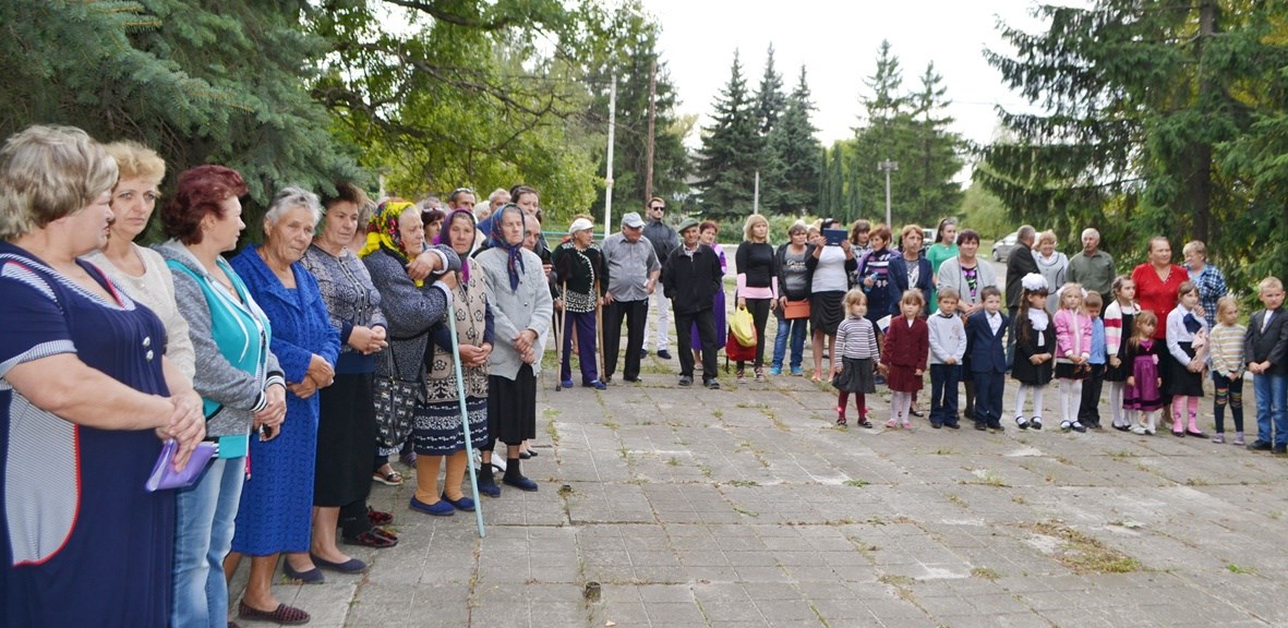 У Новоолександрівці відзначили 74-у річницю визволення Донбасу