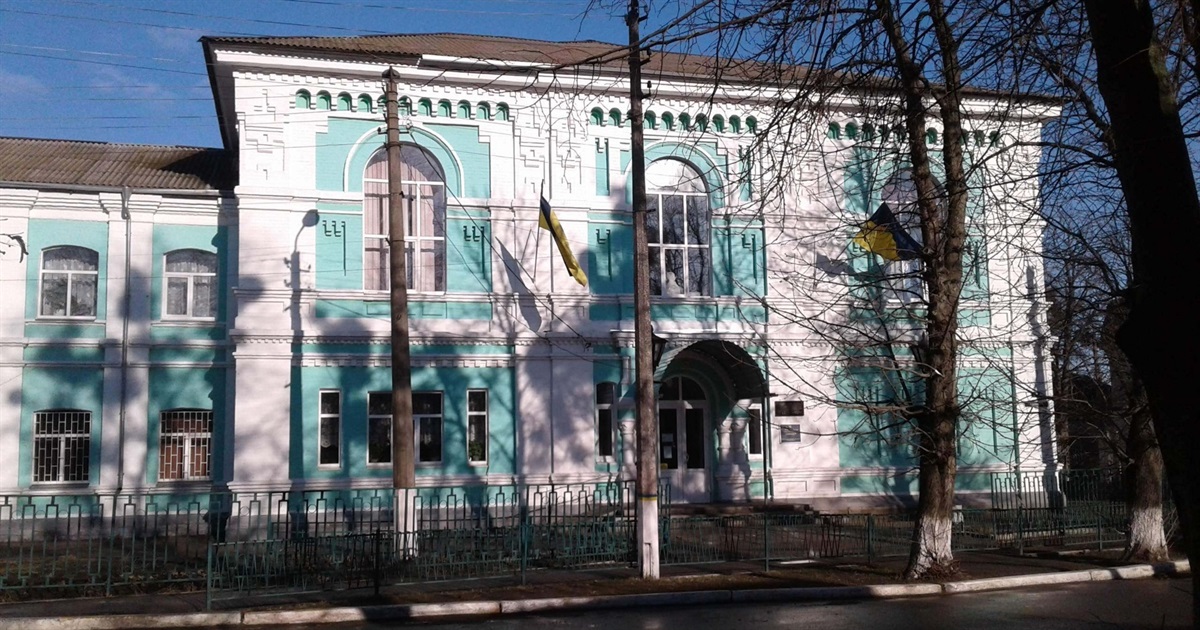 Через COVID-19 учнів Переяславської гімназії перевели на самоізоляцію