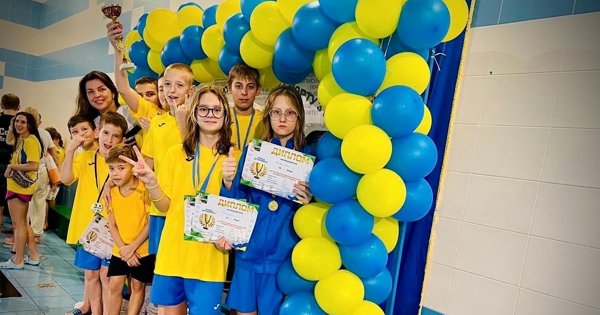 Южноукраїнські плавці за два дні здобули 95 медалей на Всеукраїнському Кубку «Академії спорту»