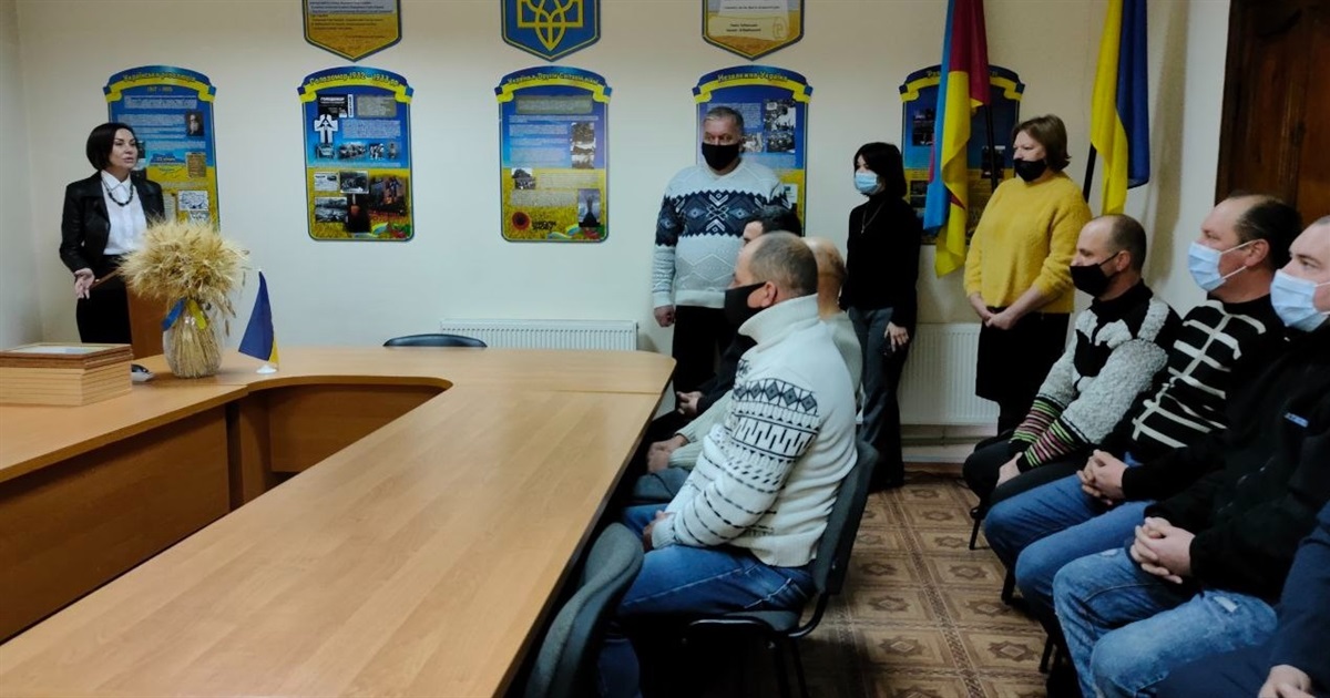 У Сватівській громаді відзначили кращих працівників сільськогосподарської галузі: кого нагородили