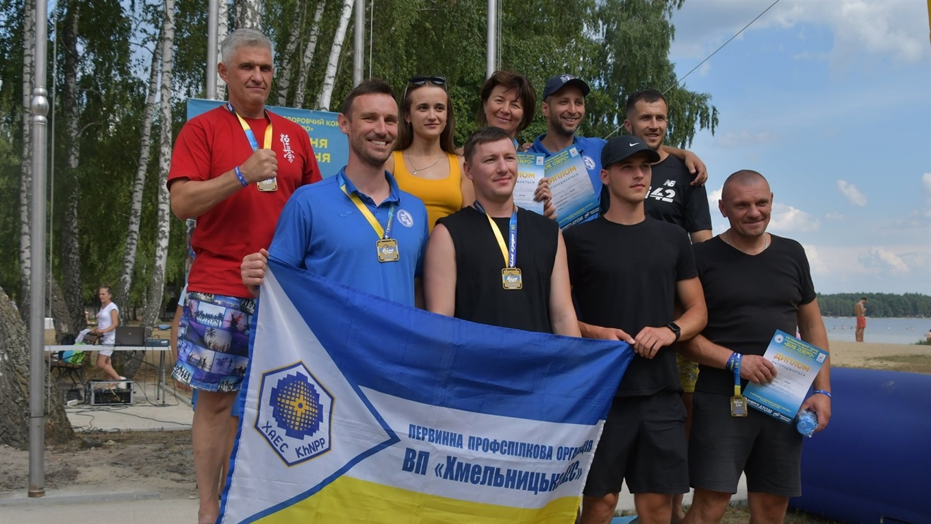 Плавці Хмельницької АЕС успішно подолали "золоту милю» на Міжнародному турнірі «Біле озеро-2021»