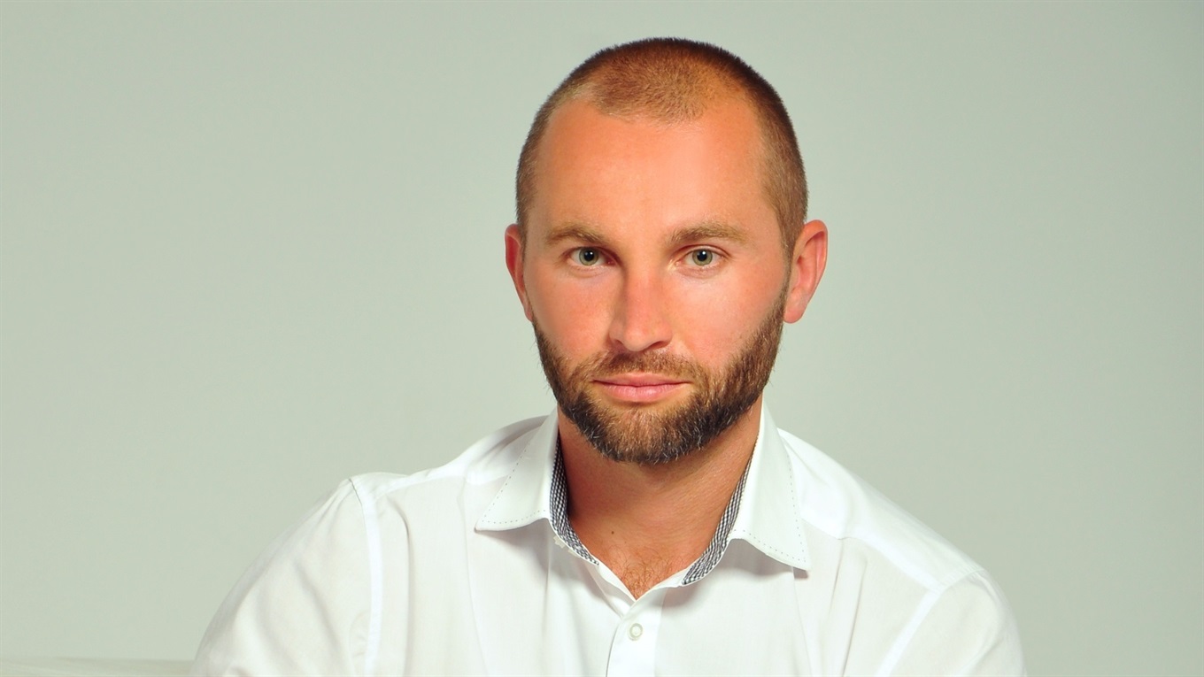 Павло Філіпчук: “Немає більш шляхетної справи, ніж допомагати людям”