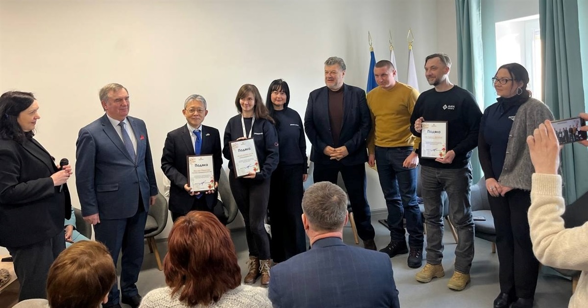 Посол Японії Масаші Накагоме у Звягелі відкрив оновлений Родинний Хаб