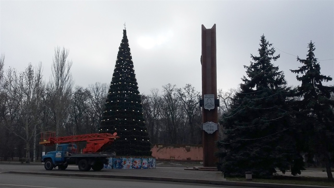 «Кружевная елка» с шарами, но без хвои – где находится новая фотозона
