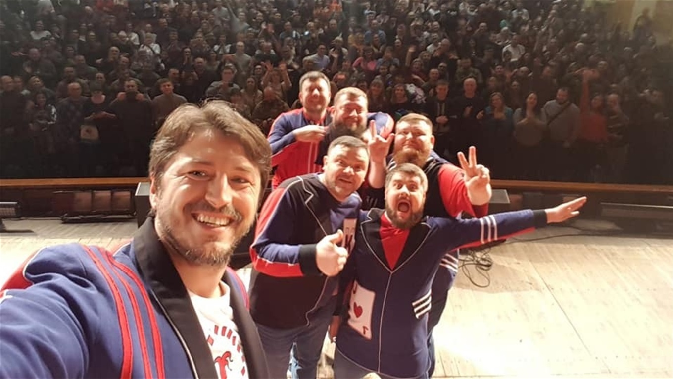 На концерти глядачі приходять з державними прапорами у двох випадках: або це діаспора, або це Донбас
