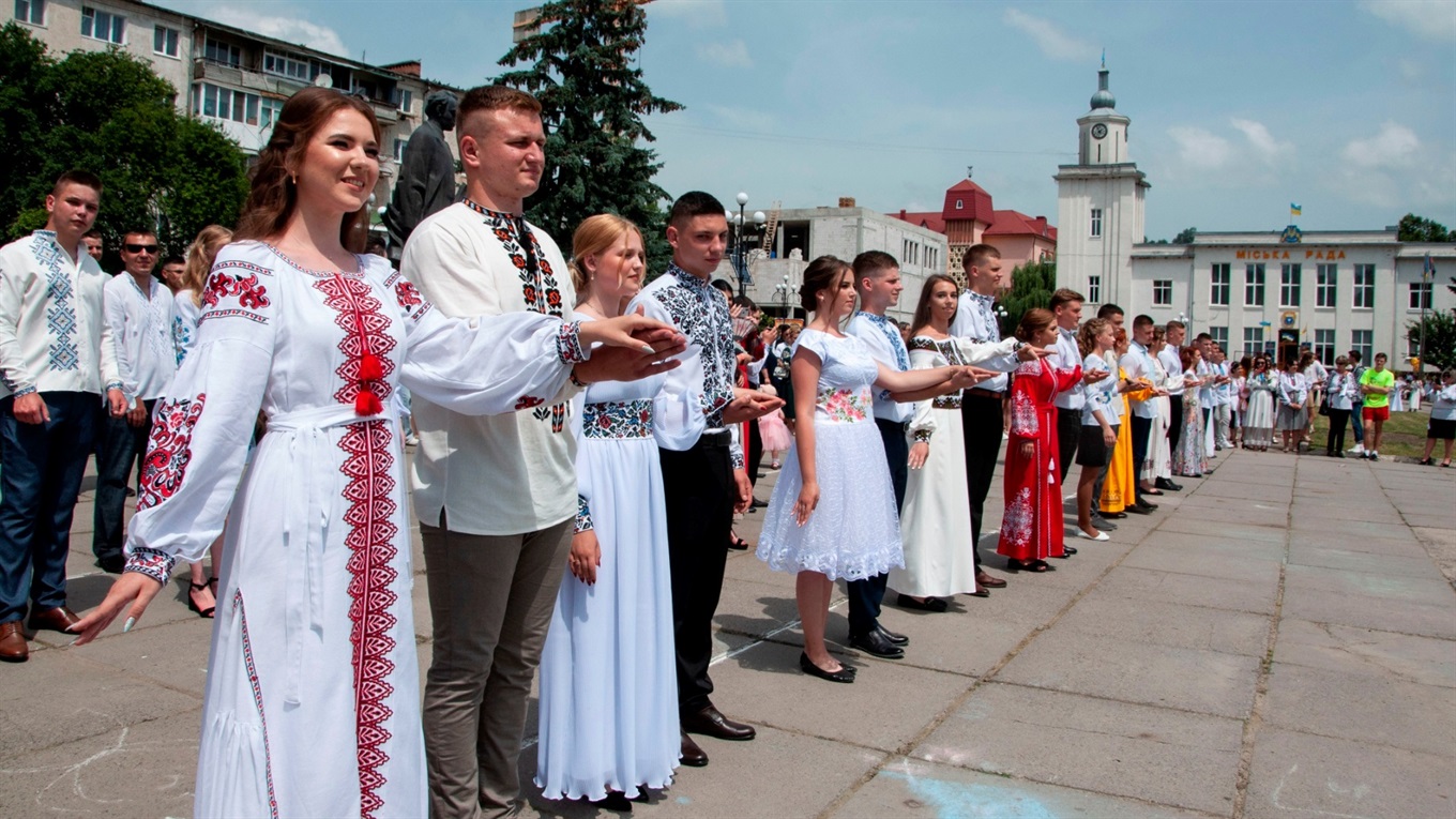 Чортківський медичний фаховий коледж провів у доросле життя понад триста своїх випускників