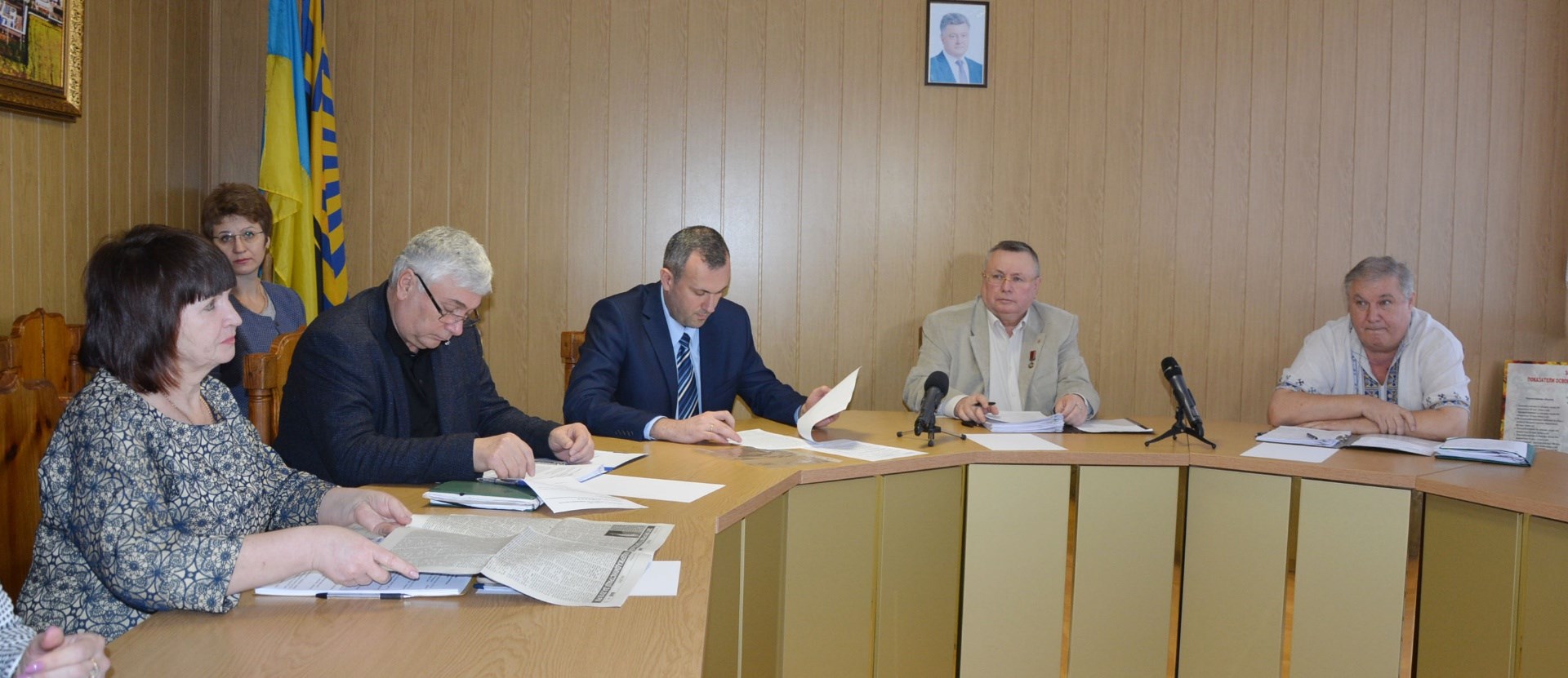 ​​​​​​​Відбулась сесія районної ради