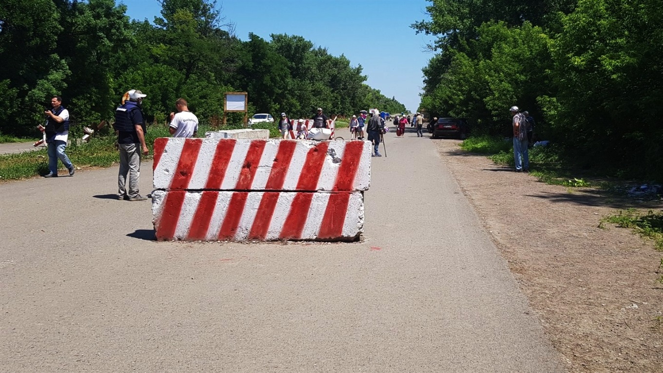 Как строить диалог жителям Донбасса и что обсуждать уже сейчас? Объясняют в "Право на защиту"