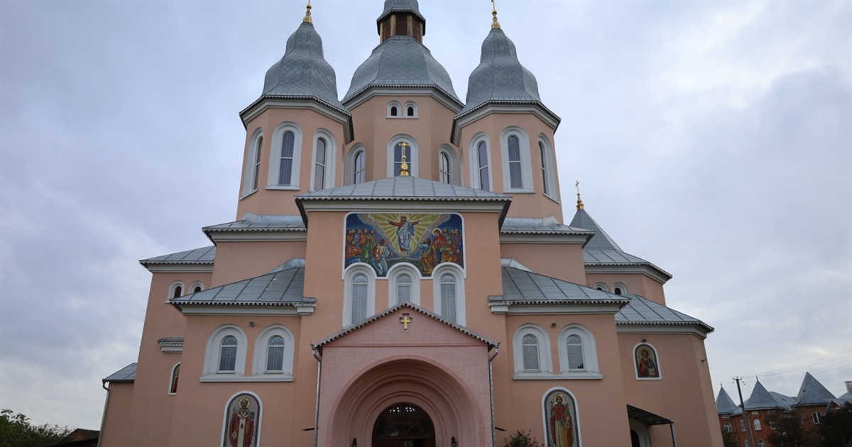 У Лужанах 28 липня відбудеться святкове архієрейське Богослужіння