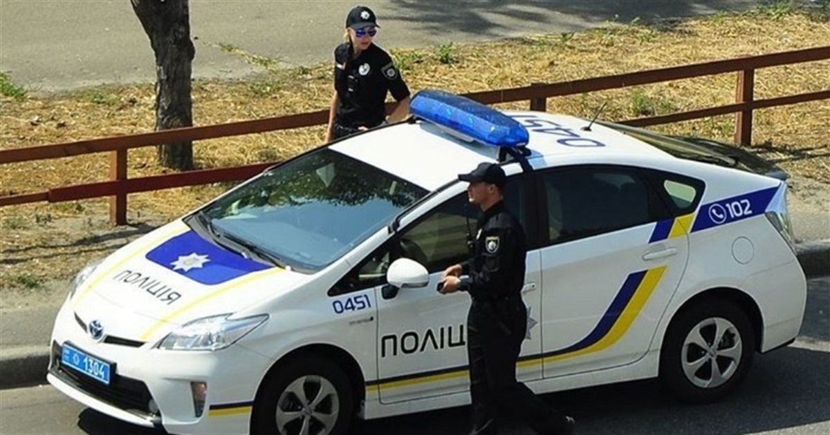 П'яний водій запропонував патрульним 3 000 гривень, аби уникнути адмінвідповідальності