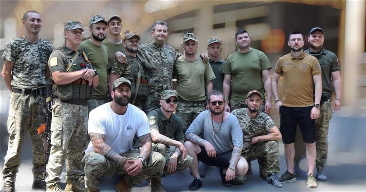 Yarmak служитиме в бригаді: для воїнів "тридцятки" українські артисти провели концерт