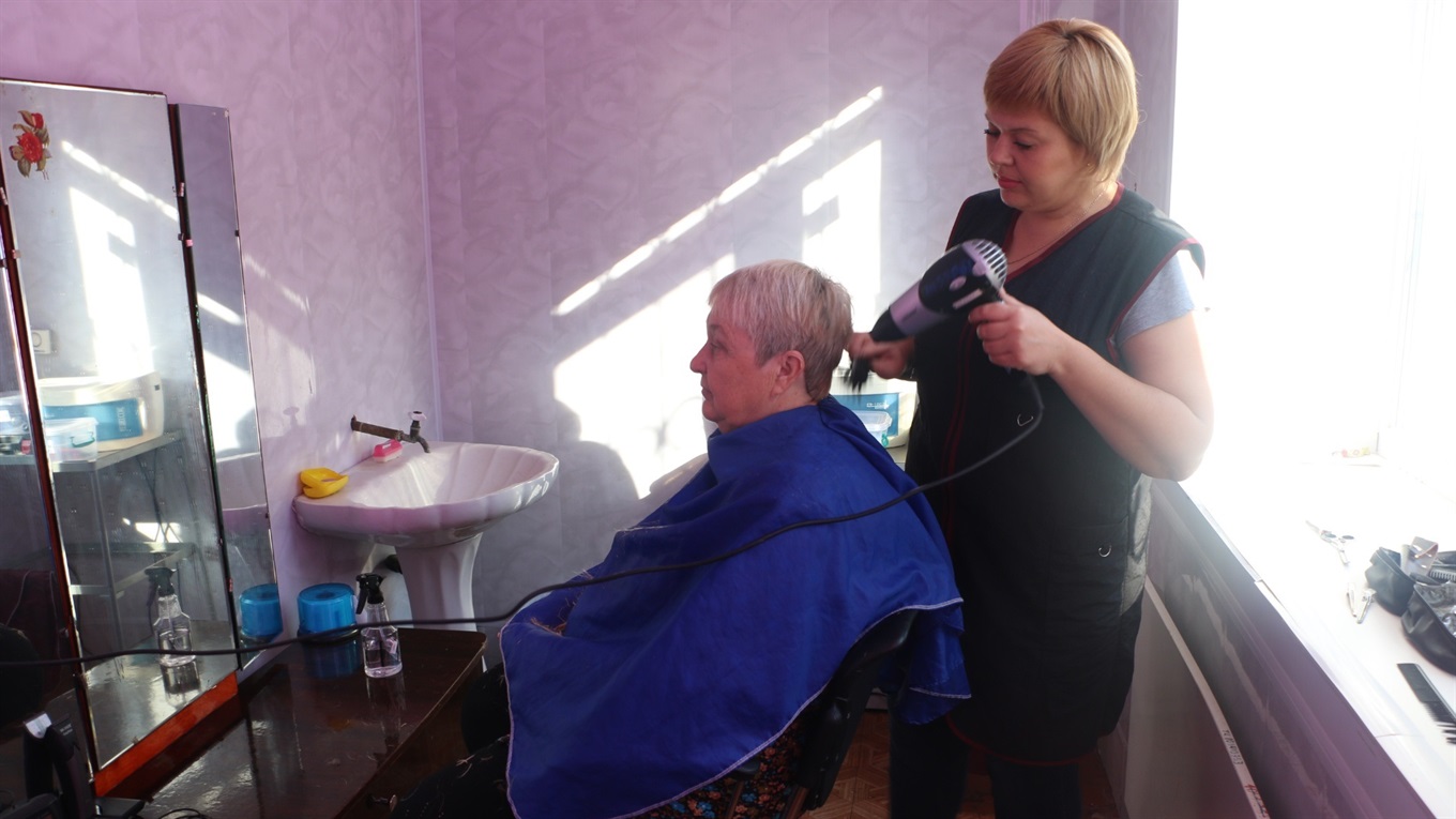 Помощь людям: как работает Попаснянский центр предоставления социальных услуг