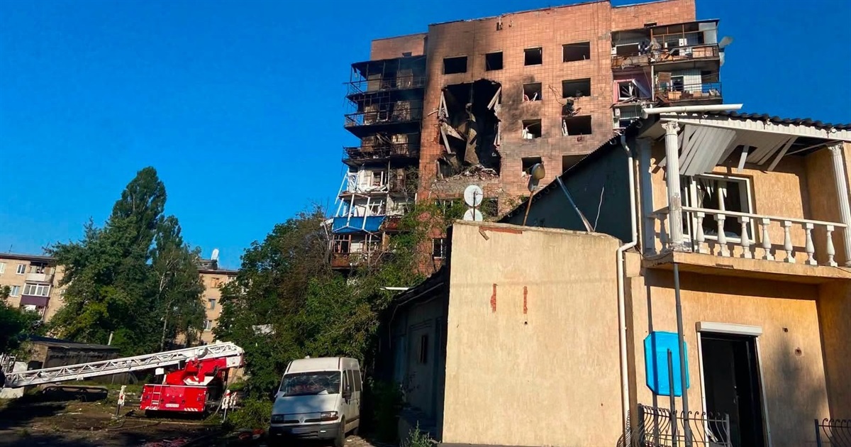 Росіяни за 10 хвилин вдарили дев’ятьма авіабомбами по Краматорську. Є загиблі і поранені