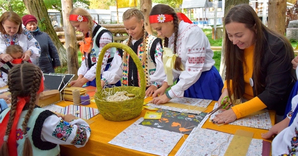 Підтримайте у конкурсі Ukraine TOURISM Awards 2021 пасіку «Сім’я» у Жмеринській громаді