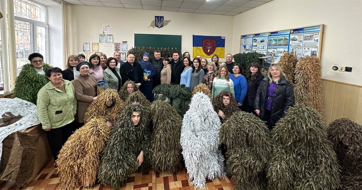 Волонтерський рух «Маскувальні феї» у Жмеринці – потужна підтримка для військових