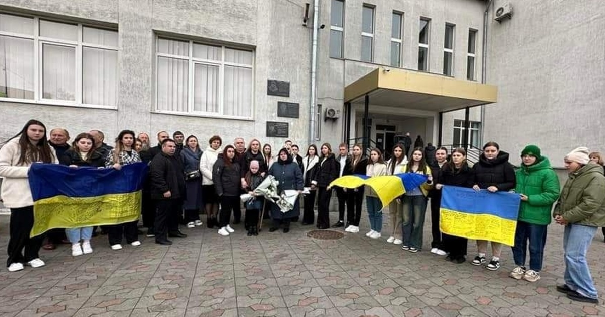 Загиблим героям Мамаївської громади відкрили меморіальні дошки