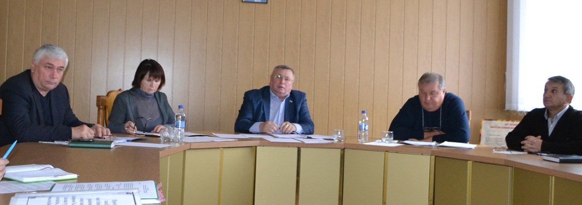 Рівень зарплати медиків і освітян Покровського району - серед найвищих в області