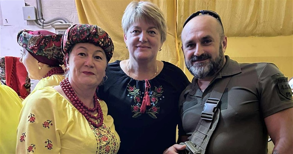 На концерті у Вовчкові зібрали понад 29 тисяч гривень, на які купили два генератори для ЗСУ