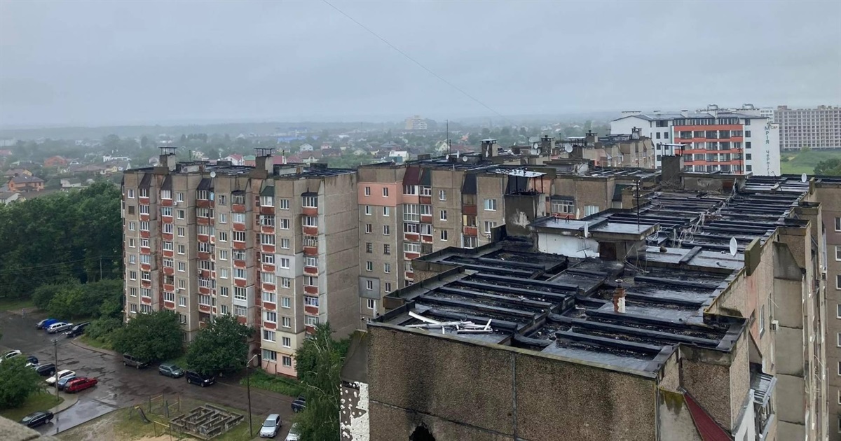 Пошкоджені багатоповерхівки по вулиці Бєлова відновлюватимуть поки що за міські кошти