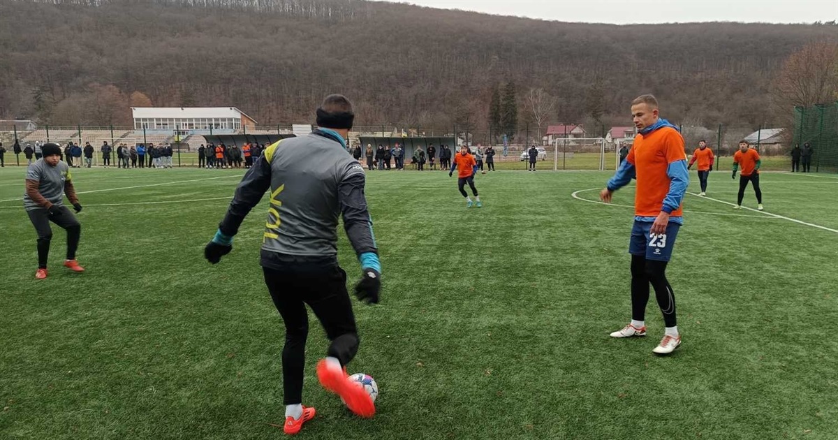 Стартувала міні-футбольна зимова першість Чортківщини