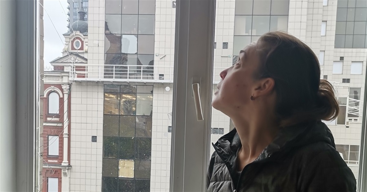 Вийшла у коридор, а там армагеддон. Переселенка з Донецька про ракетний удар по Києву 10 жовтня