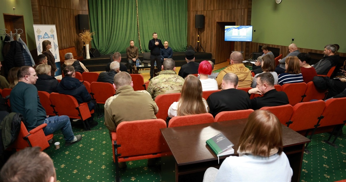 На Хмельниччині обговорили посилення підтримки ветеранів та їхніх родин