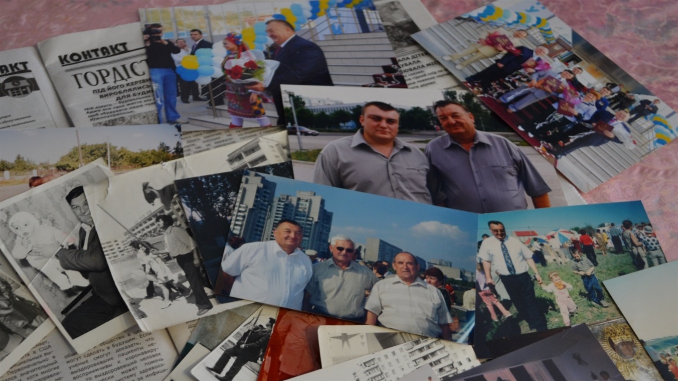 Почетный житель Южноукраинска рассказал, как ему повезло с техникой, людьми и городом