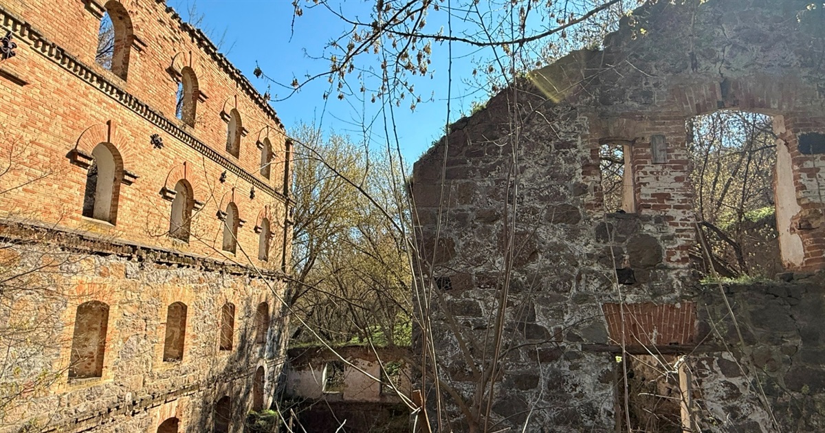 Мальовничі мури старого млина: фотоальбом і відеоекскурс цікавинками Первомайщини