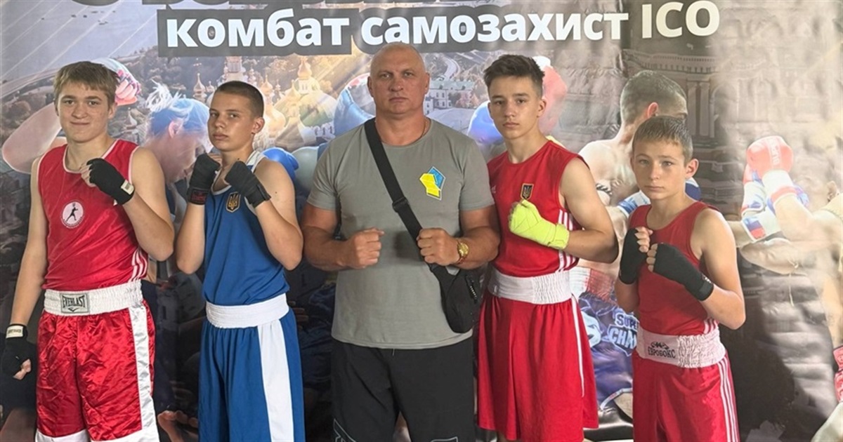 Бійці зі Звягеля здобули призи на Чемпіонаті України з бойових мистецтв: четверо потрапили у збірну