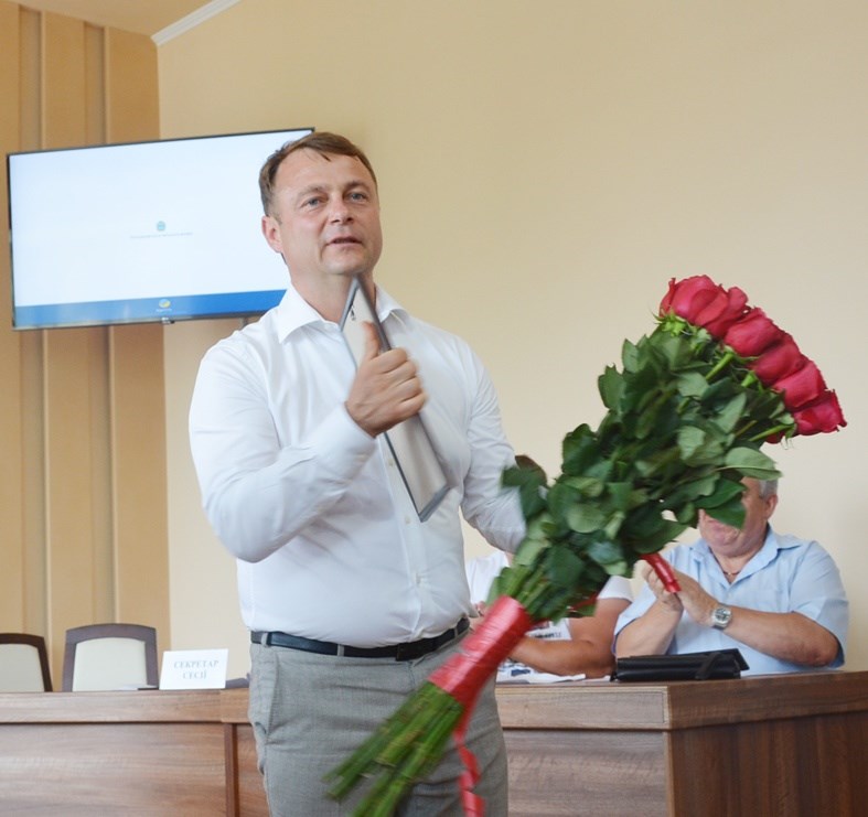 Руслан Требушкін склав повноваження мера і зареєстрований народним депутатом України