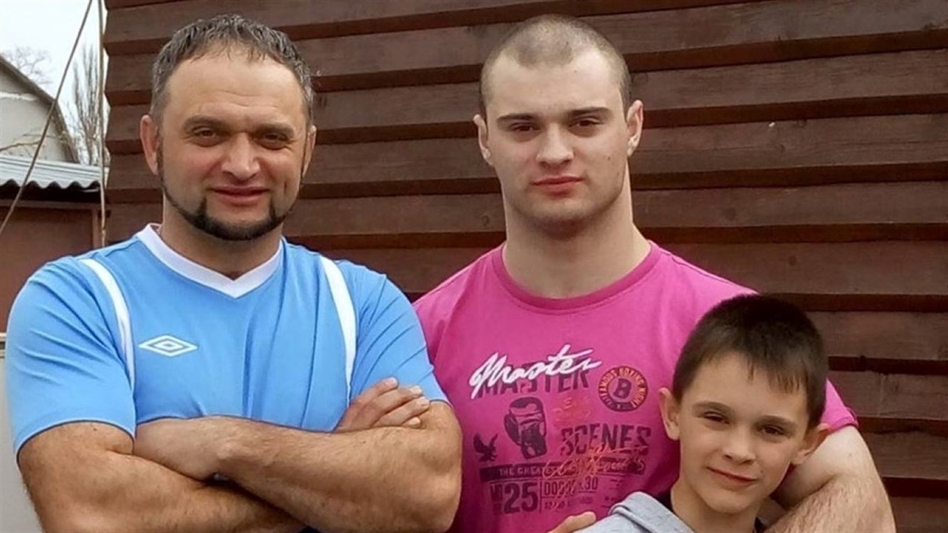 Равняется на Геракла. Как Сергей Рубец из села Дачное воспитал сыновей-чемпионов