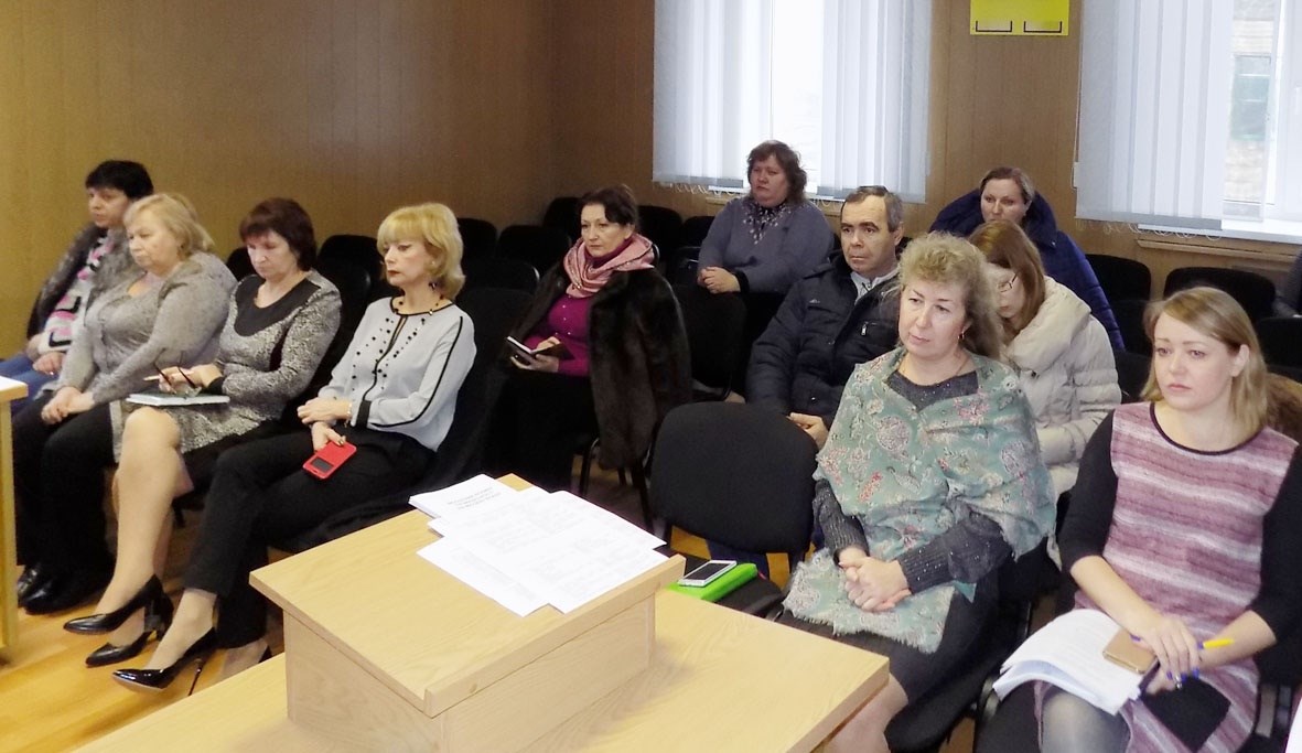Громадська рада району пропонує механізми впливу на місцеву владу