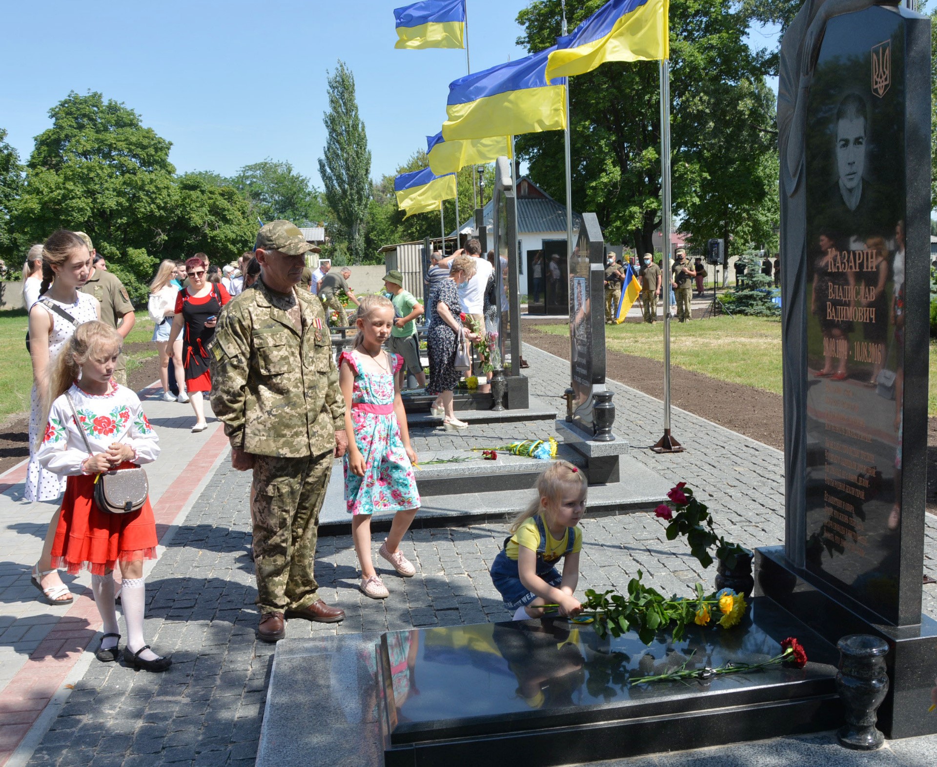 Алея Слави та пам’ятний знак – на честь загиблих воїнів 