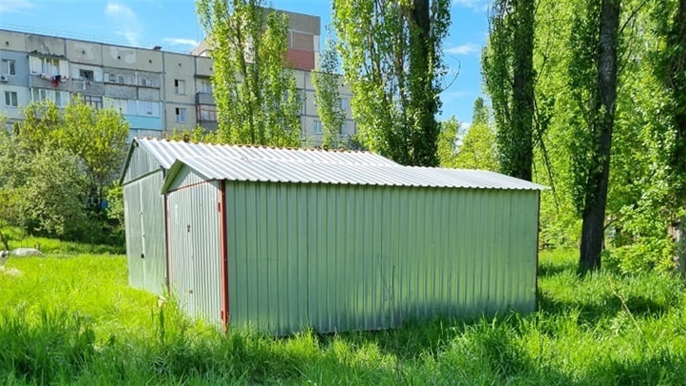 У Переяславі вживають заходів щодо незаконно встановлених гаражів