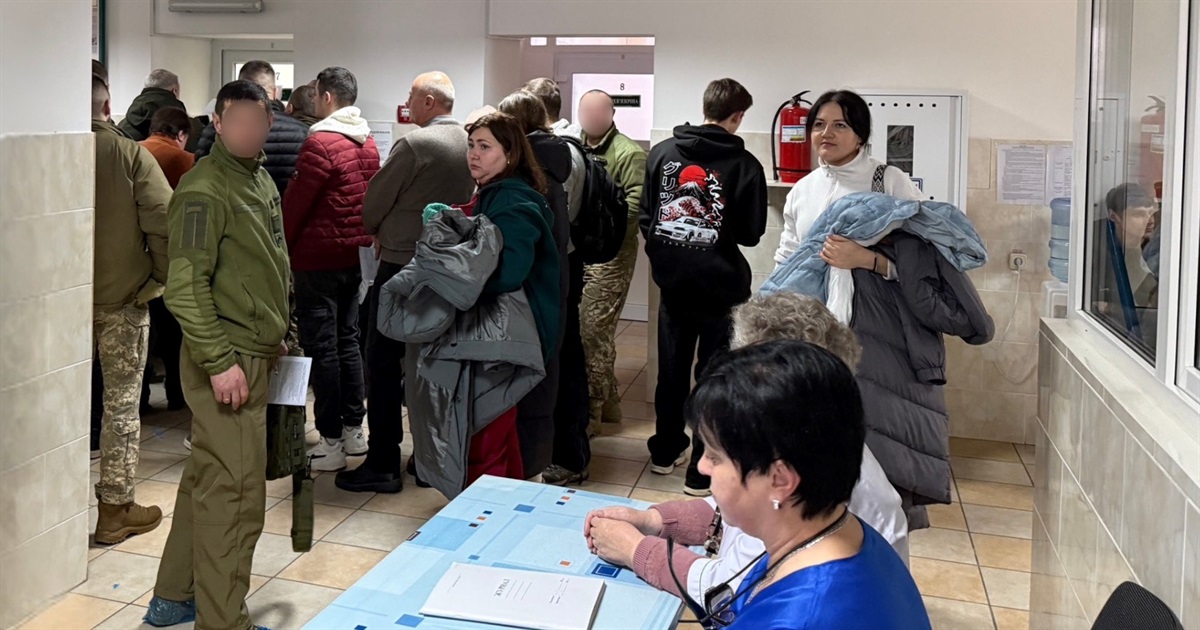 У Старокостянтинівській багатопрофільній лікарні відбувся день донорства: кров здали 80 людей