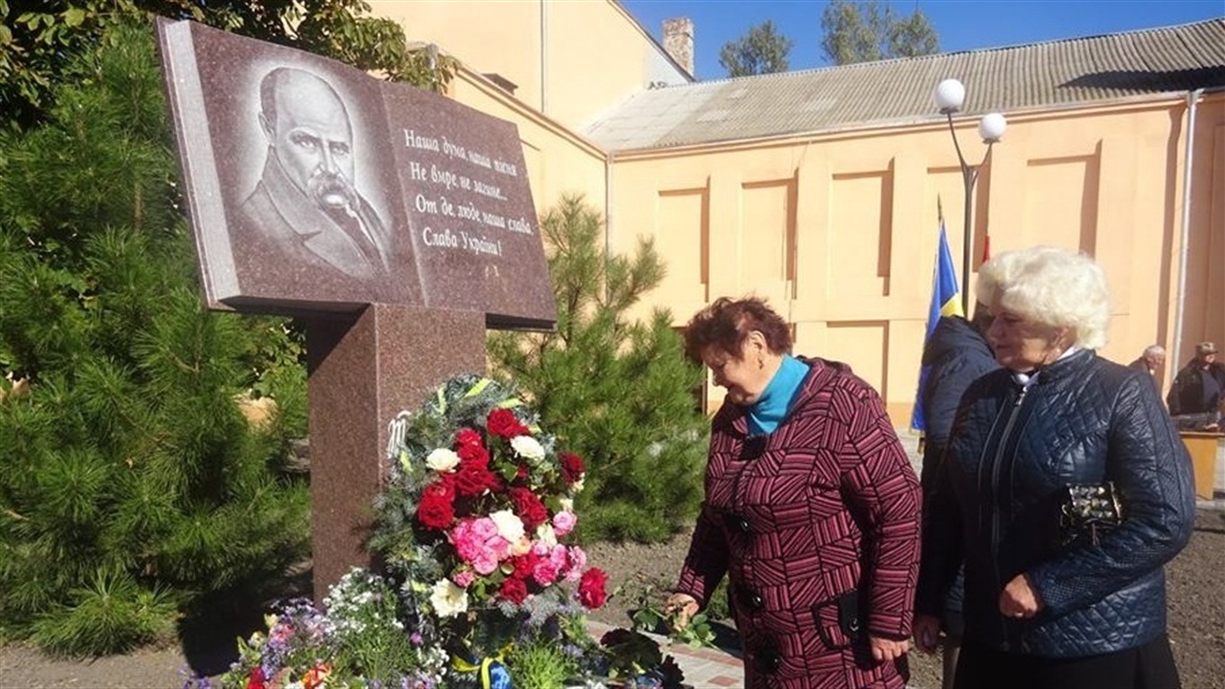 На Сірогозщині встановлено третій пам’ятник Тарасу Шевченку (ФОТО)
