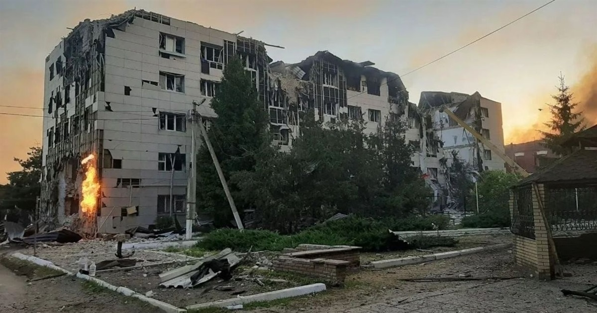 Удар по Старобільську і загибель студентів. Чому і як трагедію перетворили на інформаційну війну